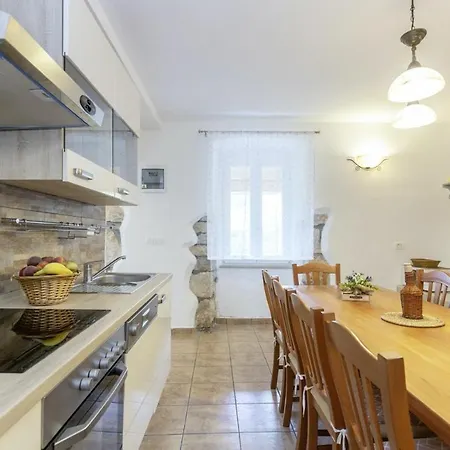 Oliva Vilea In Sveta Marina - Haus Fuer 8 Personen Labin (Istria)