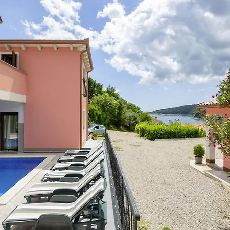 Oliva Vilea In Sveta Marina - Haus Fuer 8 Personen * Labin (Istria)